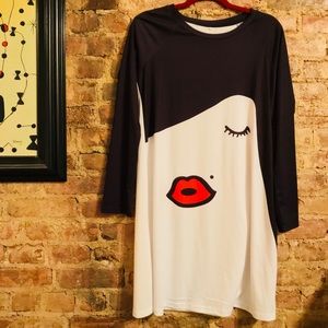 Graphic midi dress sz L